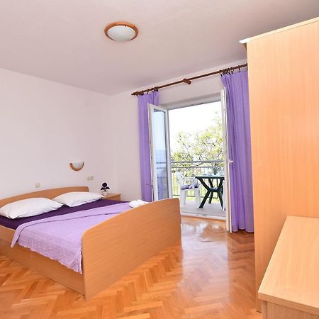 Apartment Angelina Brela Eksteriør bilde