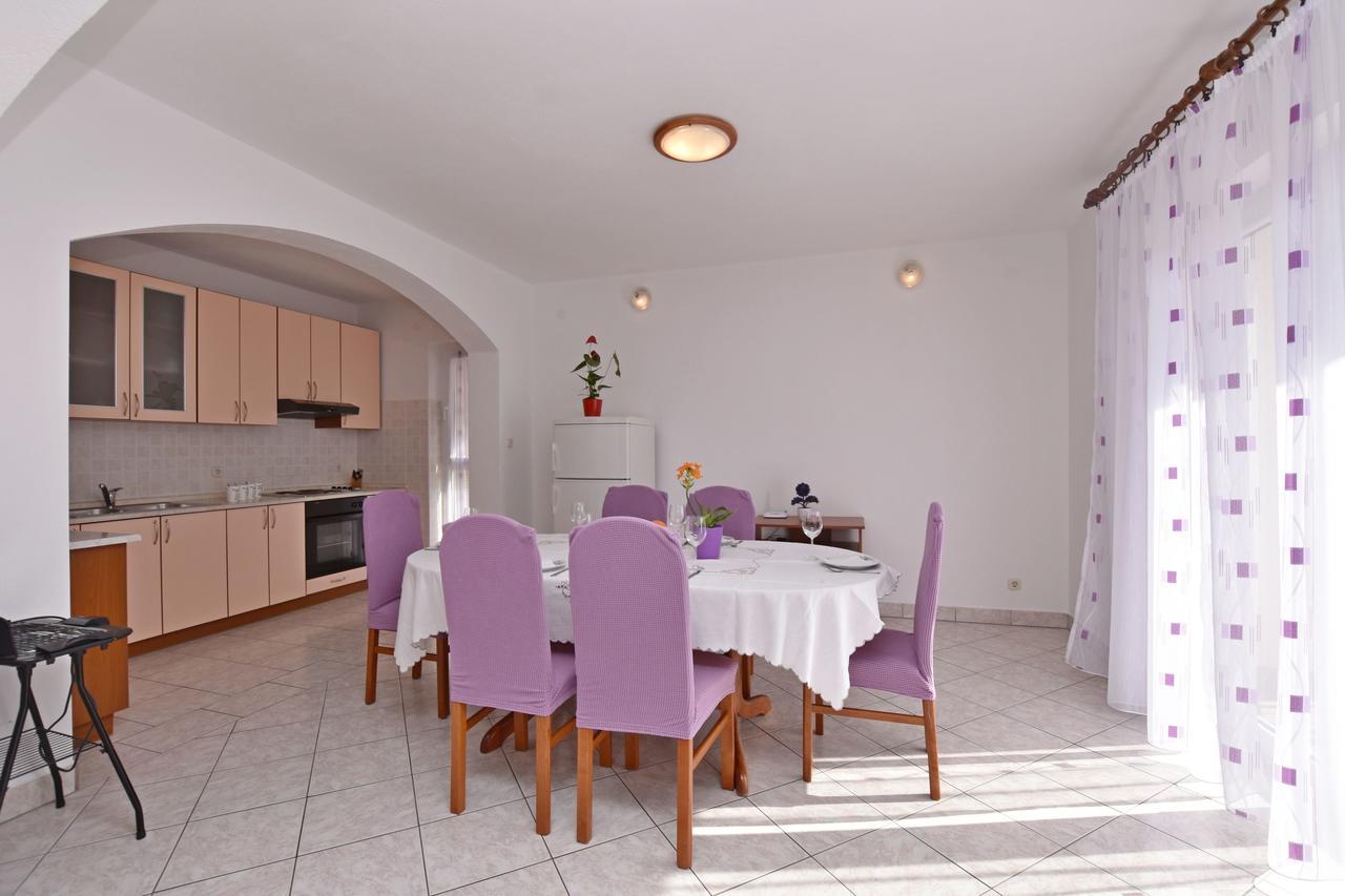Apartment Angelina Brela Eksteriør bilde